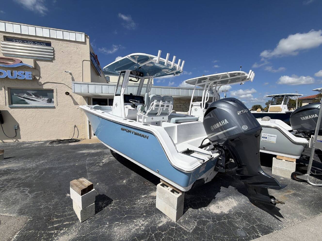 A photo of this 2026 Sportsman 212 Open