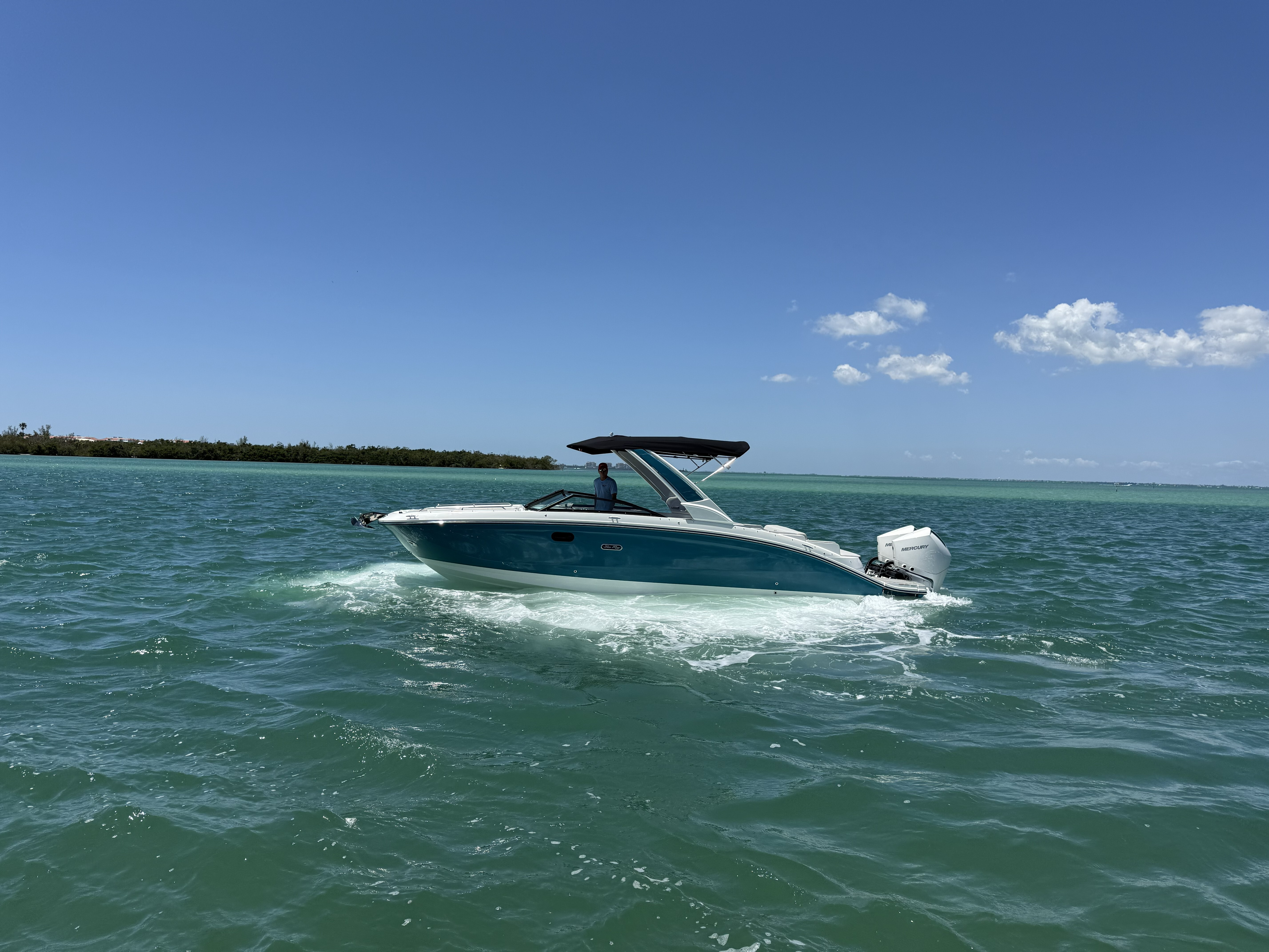 2026 Sea Ray SDX 290 Outboard in sarasota FL