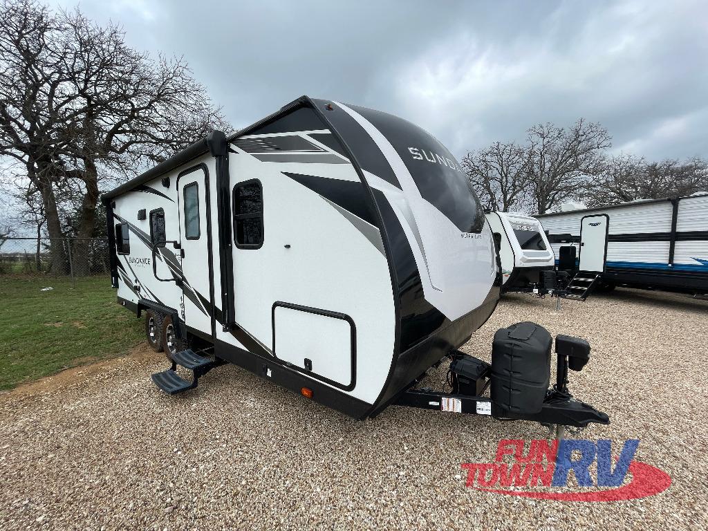 2023 Heartland Sundance Ultra Lite 21HB SDTT 21 HB in cleburne TX