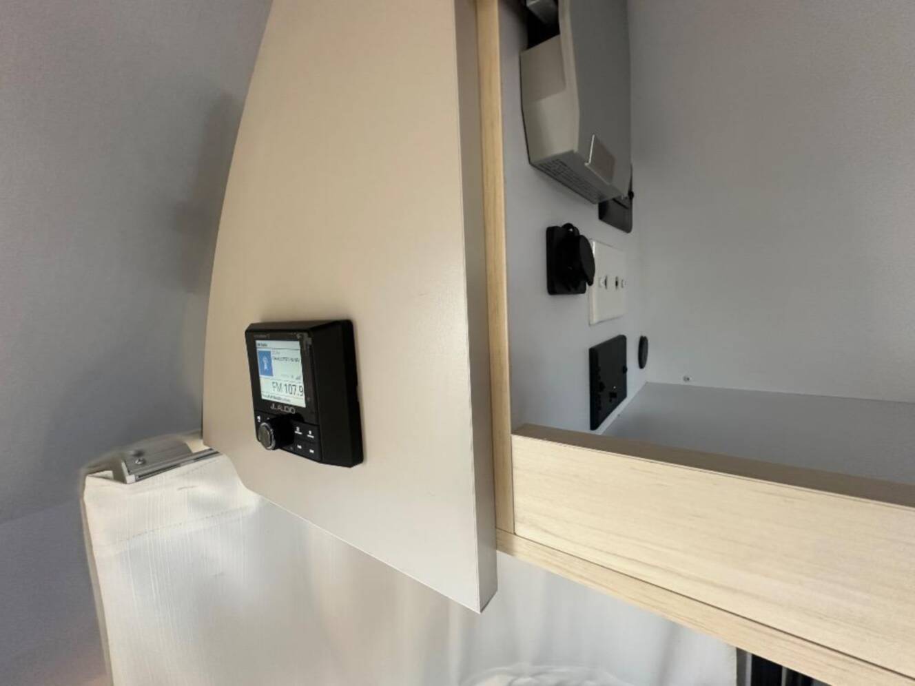 A photo of this 2026 Airstream Flying Cloud 25FB Twin Hatch With Solar and Lithium