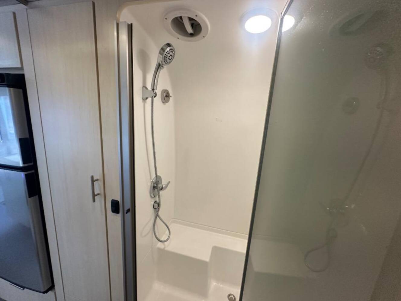 A photo of this 2026 Airstream Flying Cloud 25FB Twin Hatch With Solar and Lithium