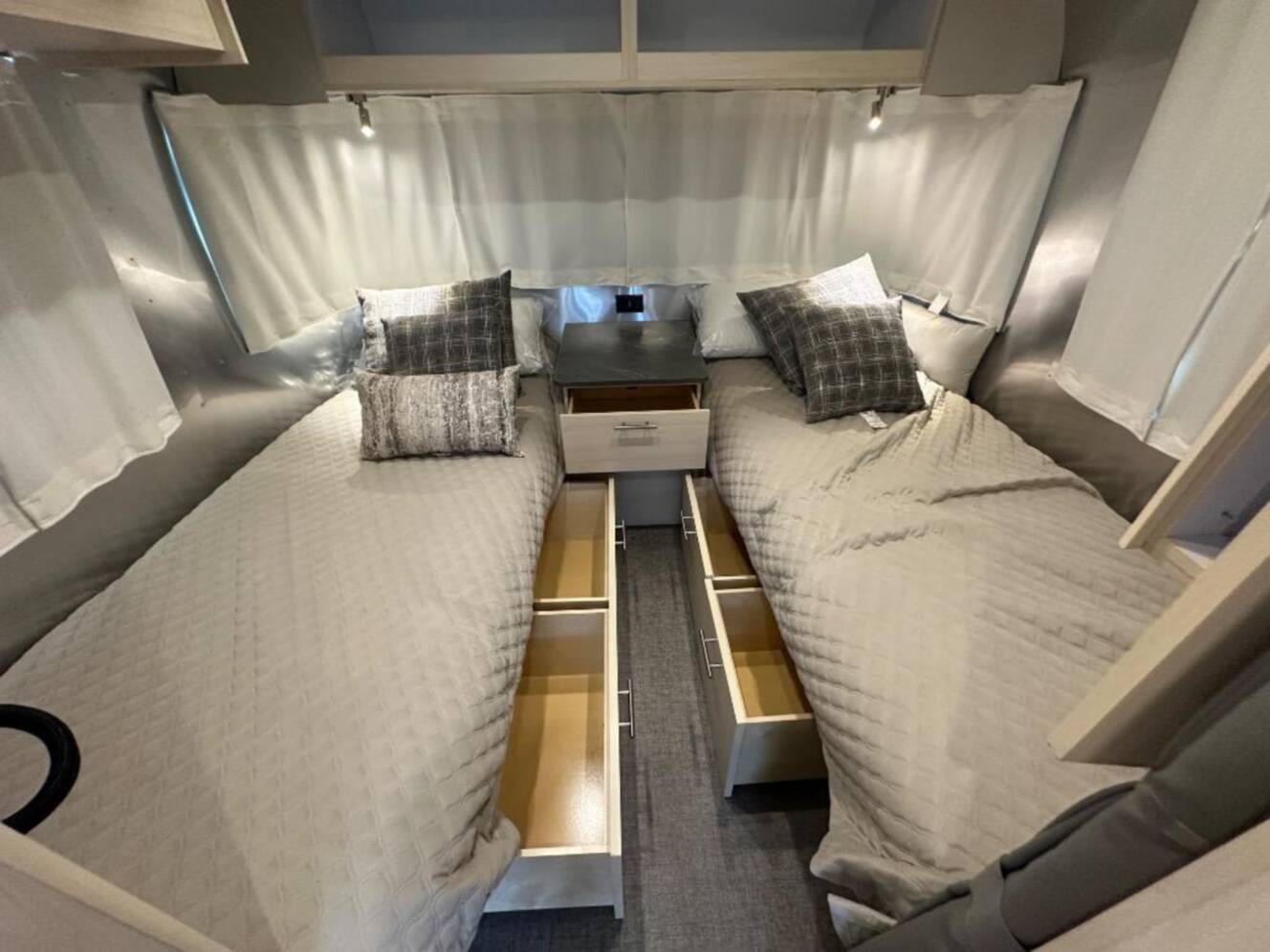 A photo of this 2026 Airstream Flying Cloud 25FB Twin Hatch With Solar and Lithium