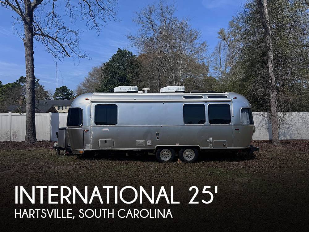 2025 Airstream International 25FB Twin in hartsville SC