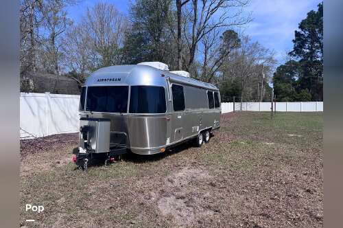 2025 Airstream International 25FB Twin in hartsville SC