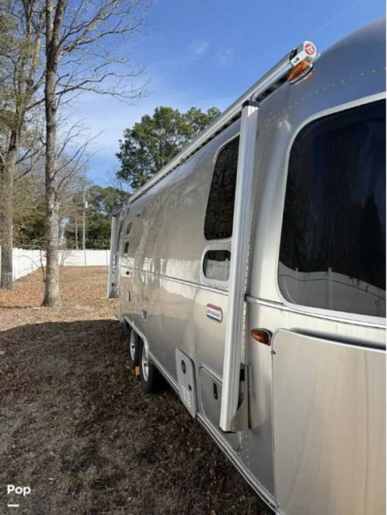 A photo of this 2025 Airstream International 25FB Twin