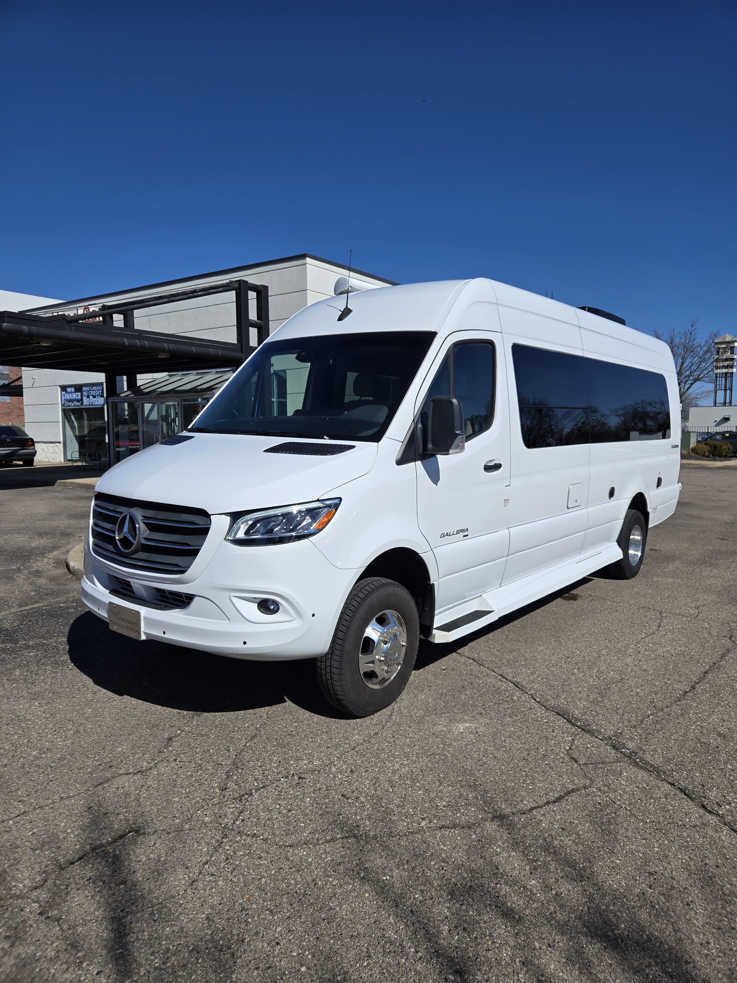 2023 Coachmen GALLERIA 24Q RV