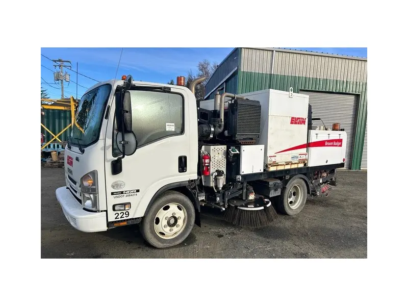 2019 ELGIN BROOM BADGER