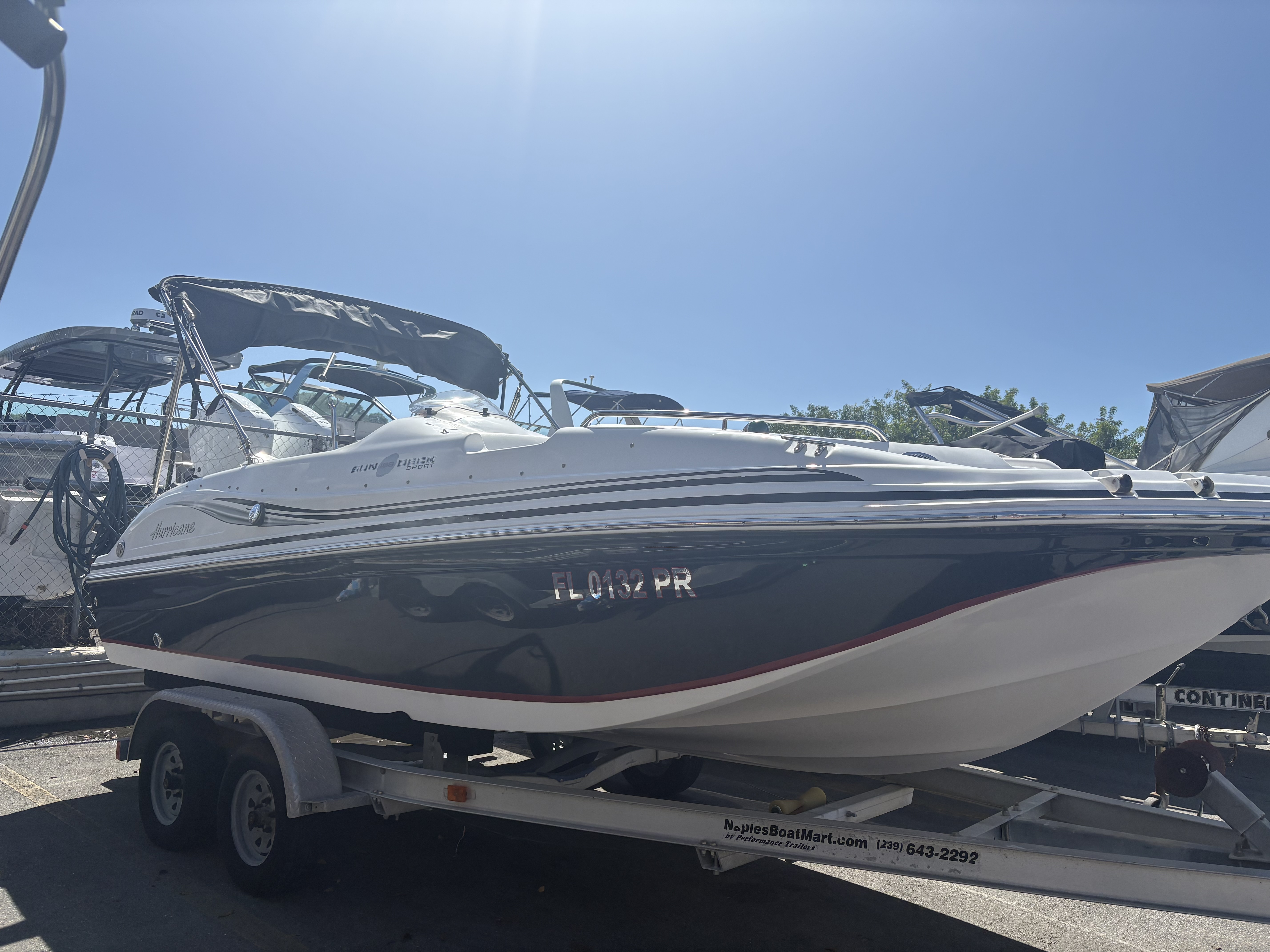 2013 Hurricane SUNDECK SPORT SS 188 OB in naples FL