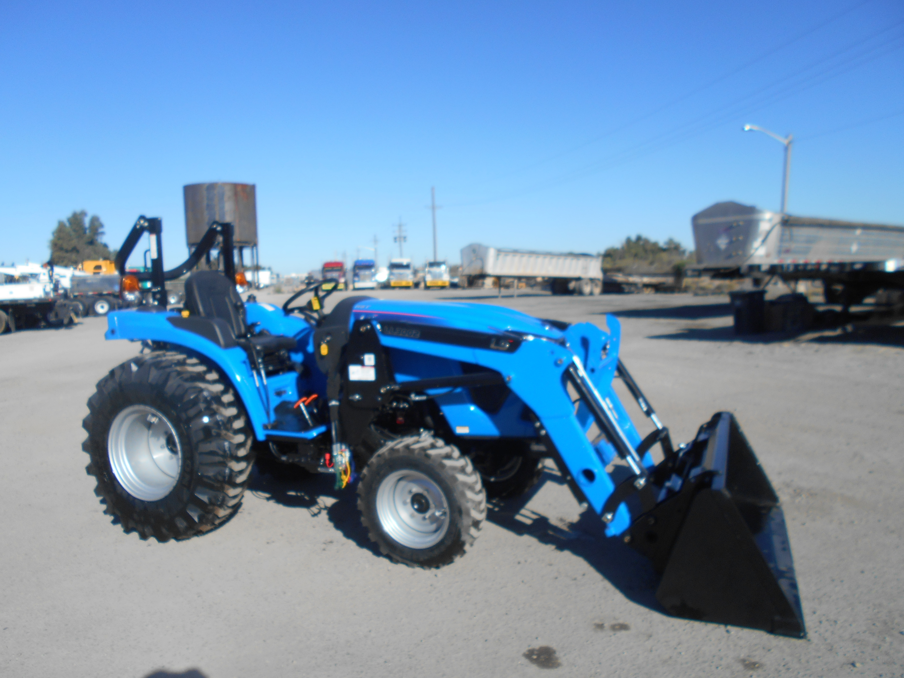 LS TRACTOR MT226E in Tucson, AZ