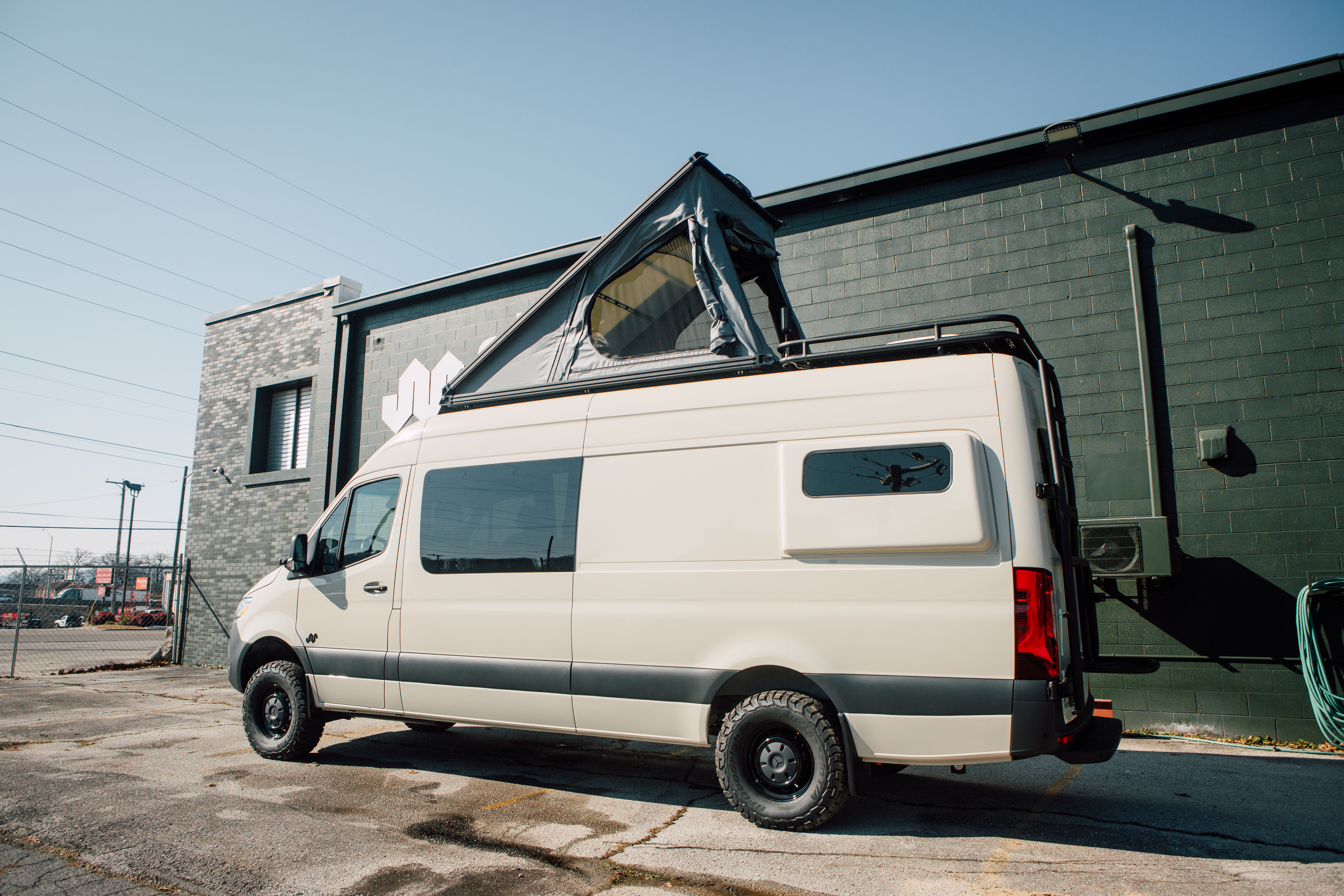 2024 Mercedes-Benz SPRINTER 170 AWD HIGH-ROOF in chattanooga TN
