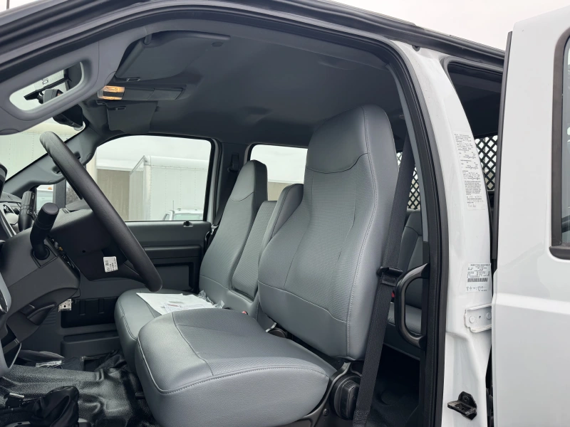 2025 FORD F650