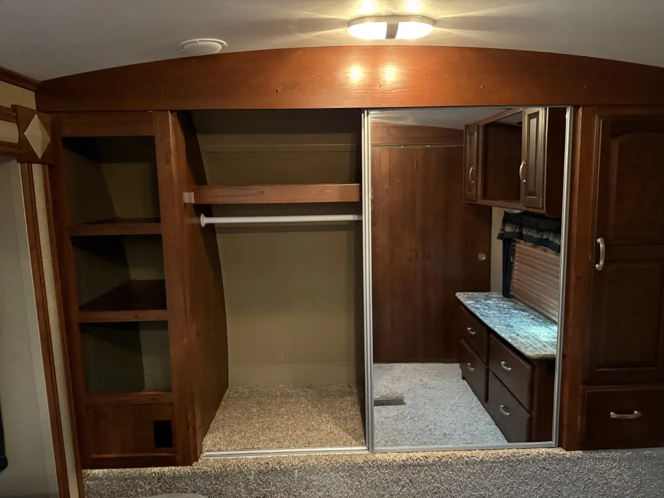 A photo of this 2015 Keystone OUTBACK SUPER-LITE 300RB