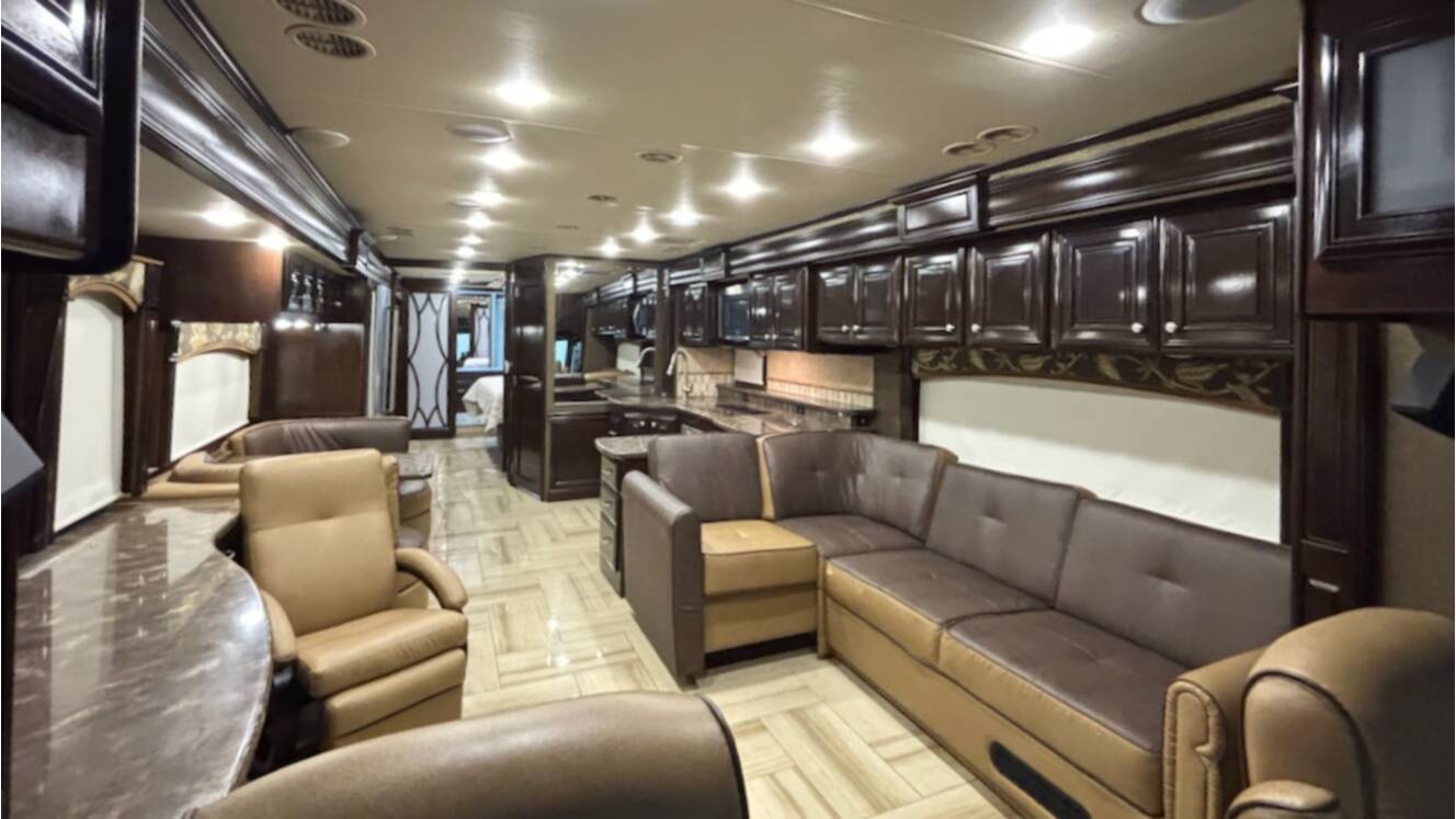 A photo of this 2015 Thor Motor Coach TUSCANY 45AT