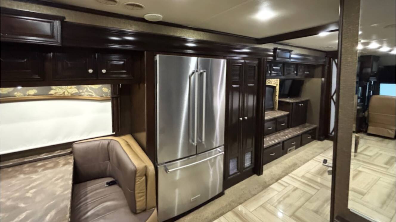 A photo of this 2015 Thor Motor Coach TUSCANY 45AT