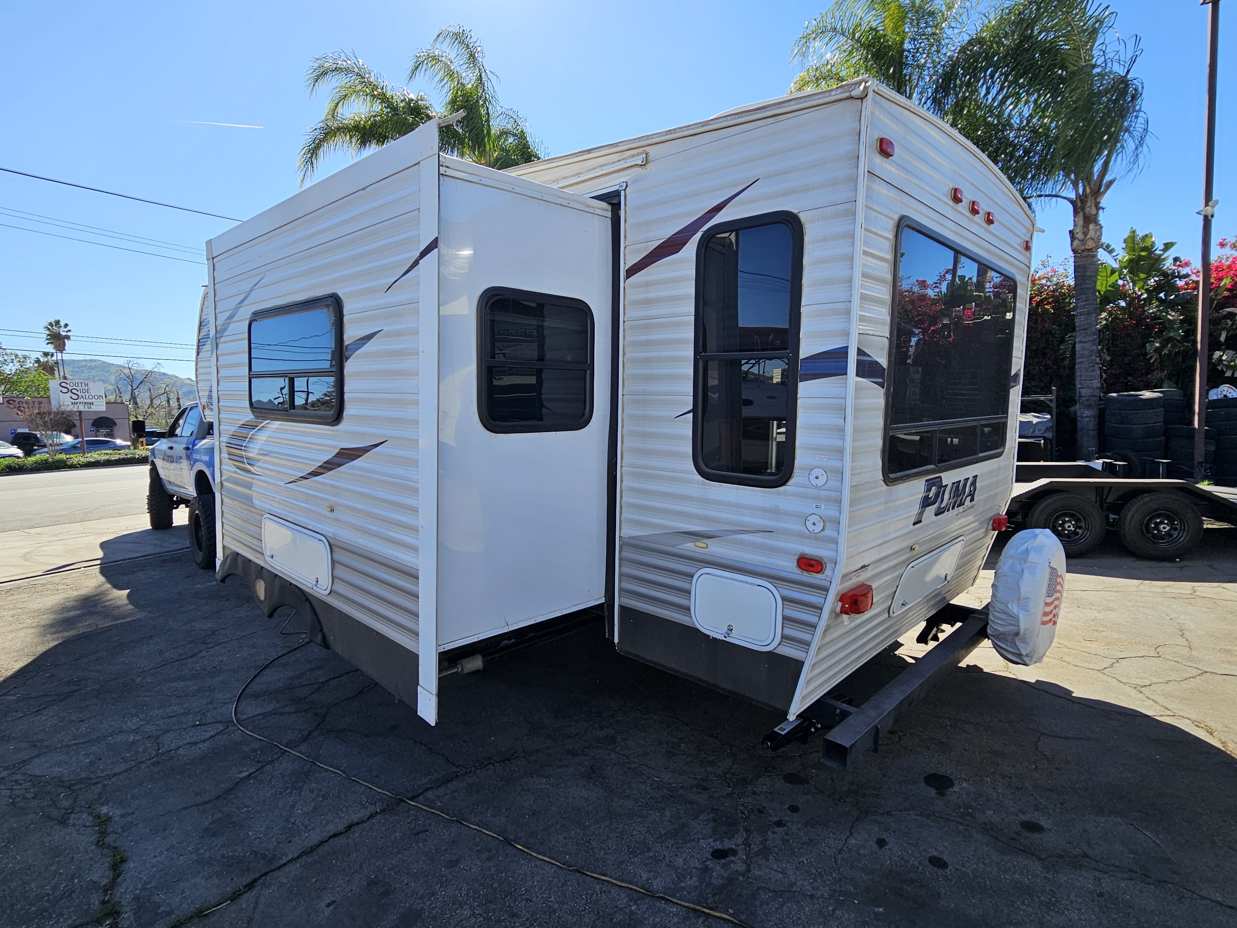 2013 Palomino PALOMINO PUMA 253FBS  in san bernardino CA