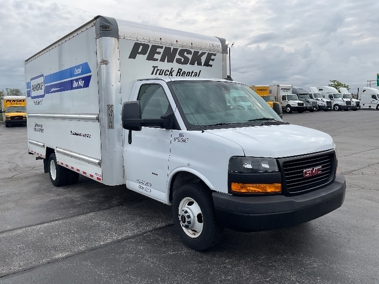 2021 GMC SAVANA in Middlefield, OH