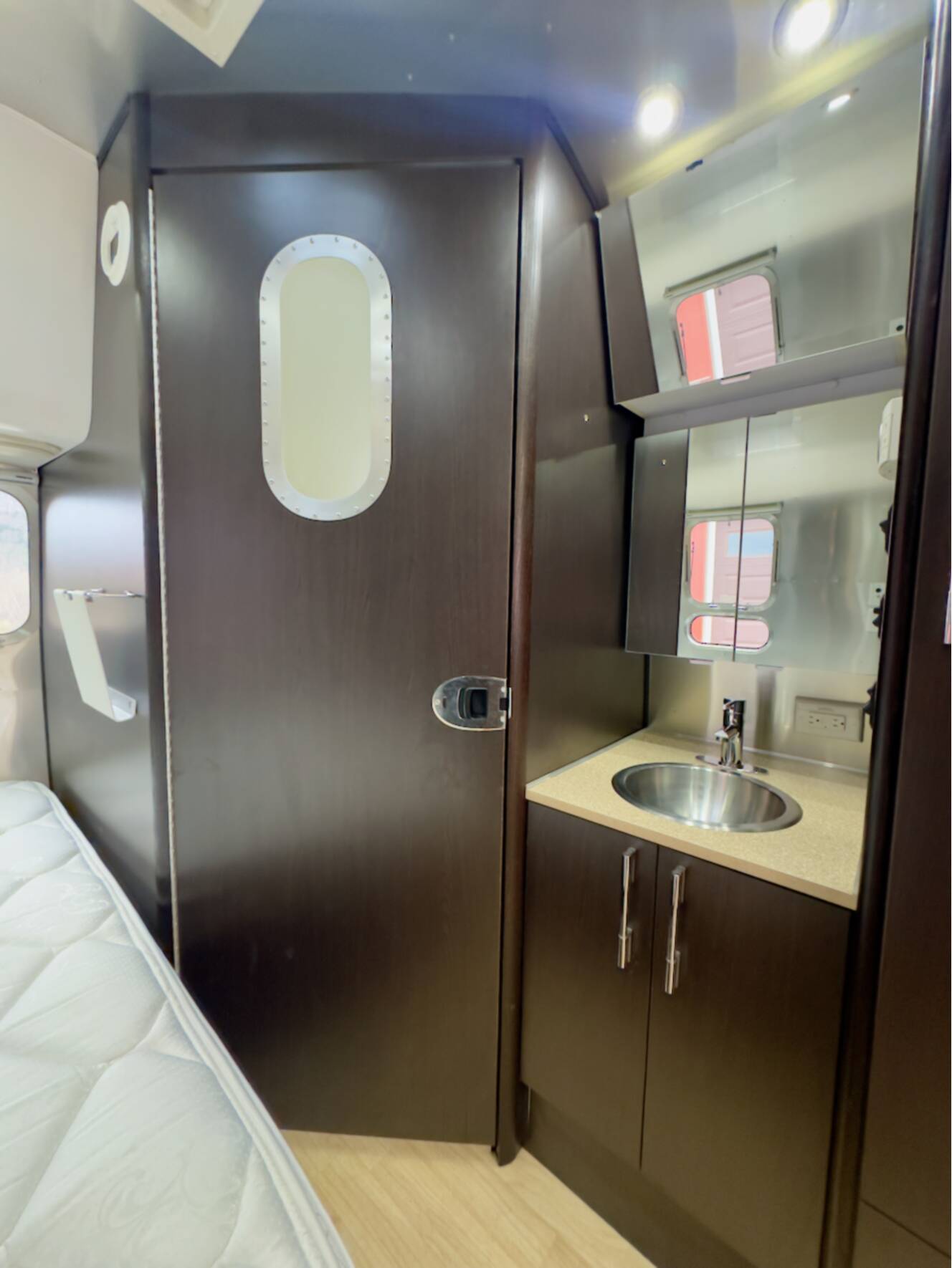 A photo of this 2013 Airstream INTERNATIONAL SIGNATURE 23D