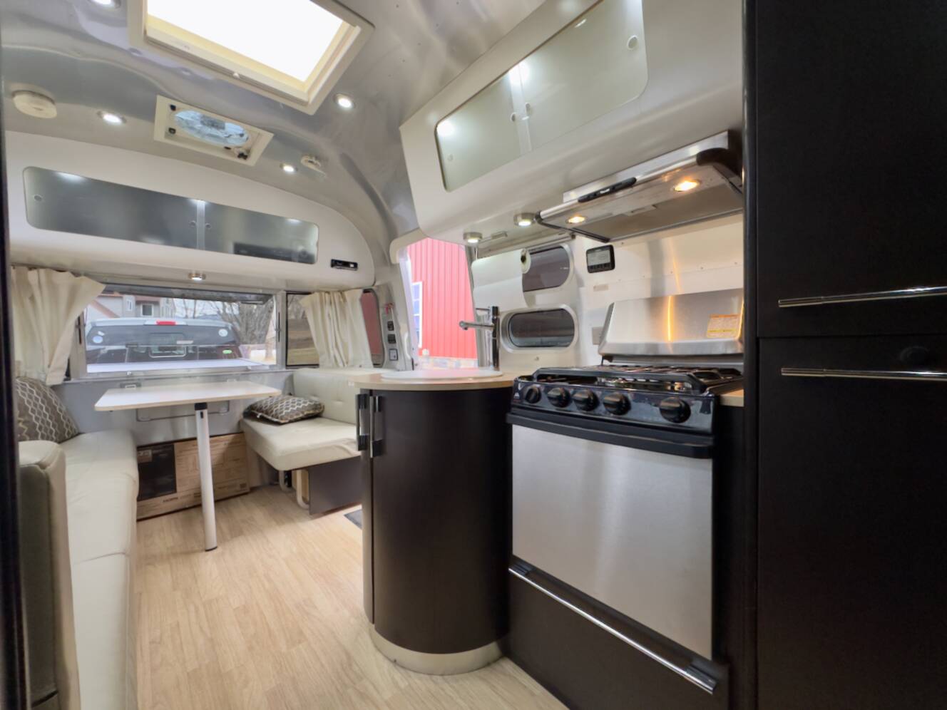 A photo of this 2013 Airstream INTERNATIONAL SIGNATURE 23D