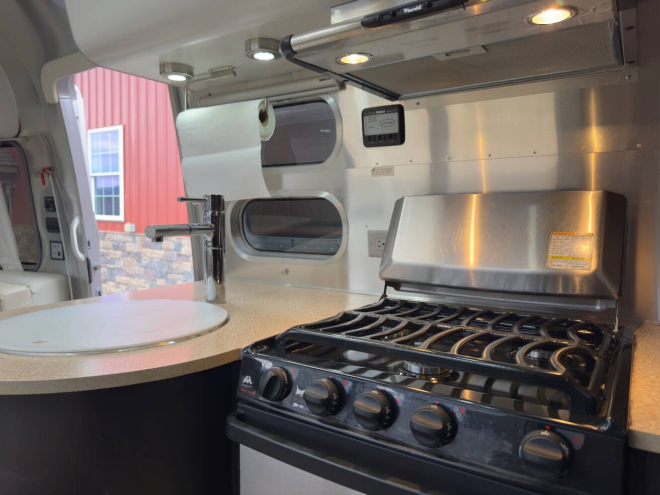 A photo of this 2013 Airstream INTERNATIONAL SIGNATURE 23D