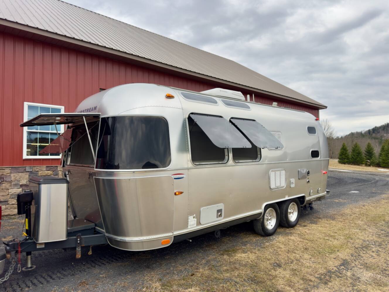 A photo of this 2013 Airstream INTERNATIONAL SIGNATURE 23D