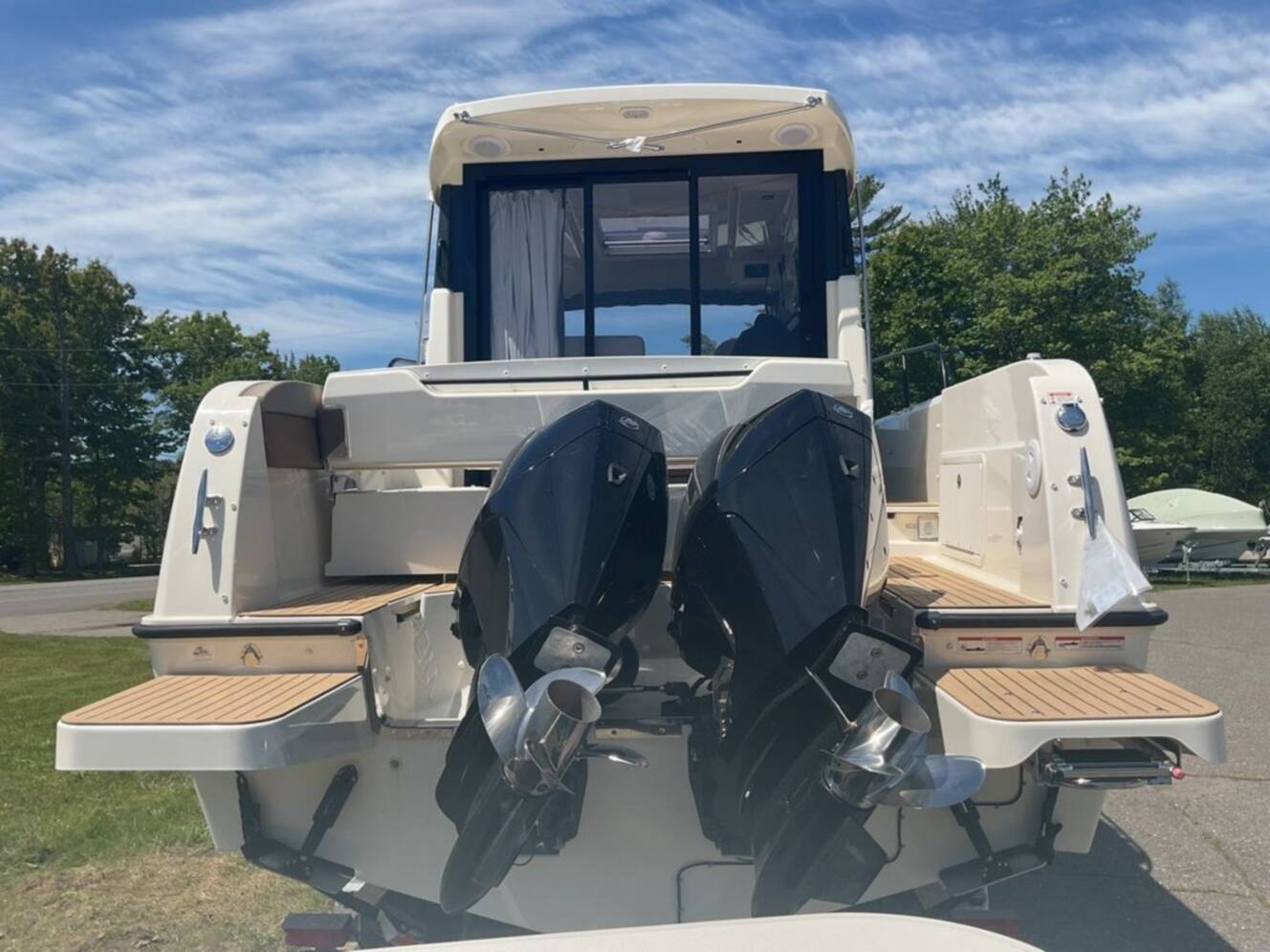 A photo of this 2026 Trophy T29 EX