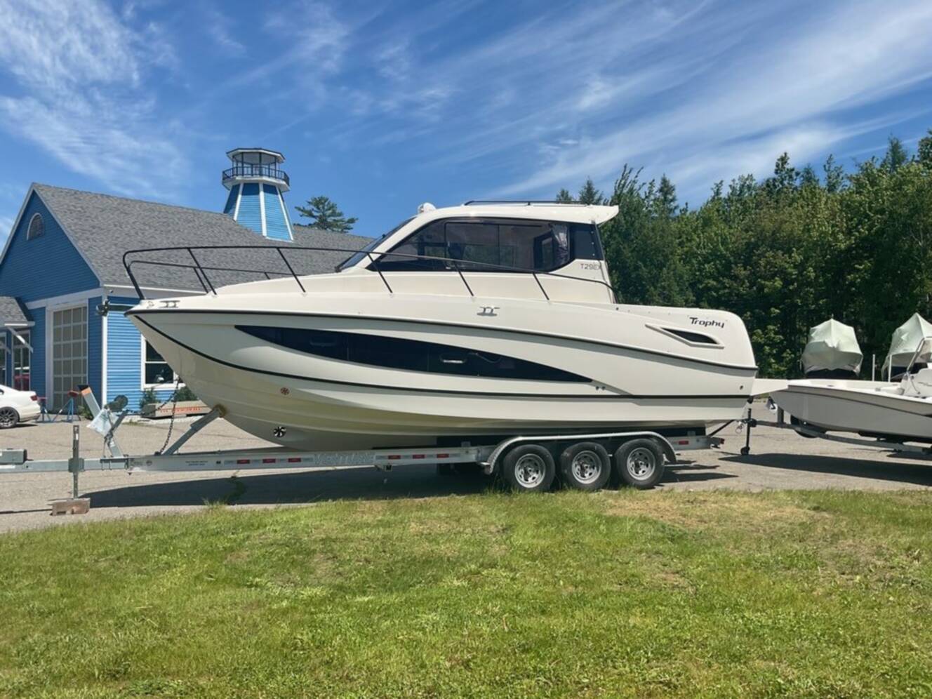A photo of this 2026 Trophy T29 EX
