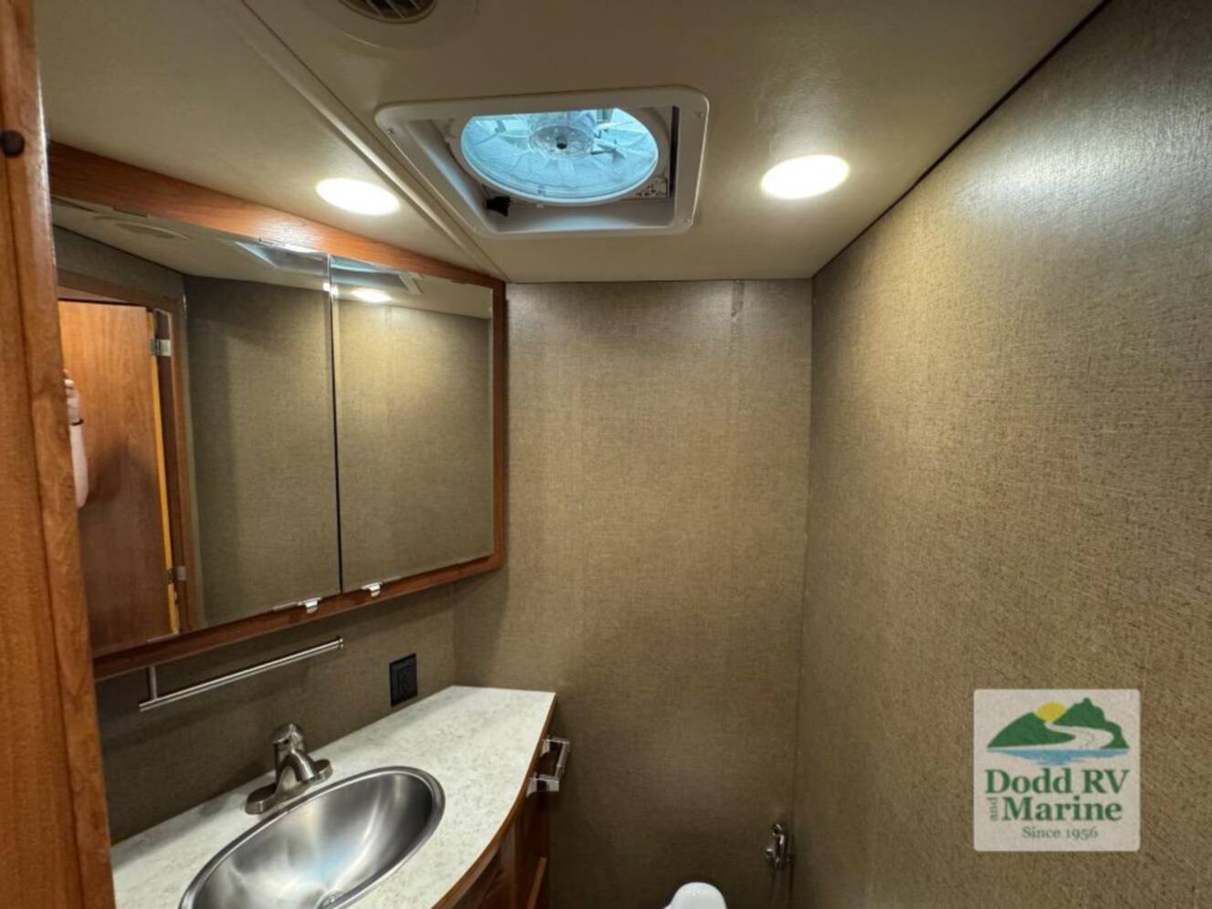 A photo of this 2018 Winnebago Forza 38F