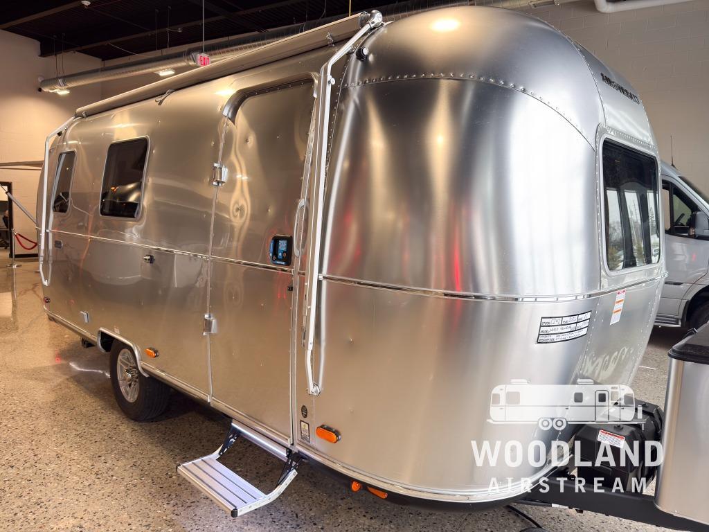 2026 Airstream World Traveler 22RB in lebanon IN