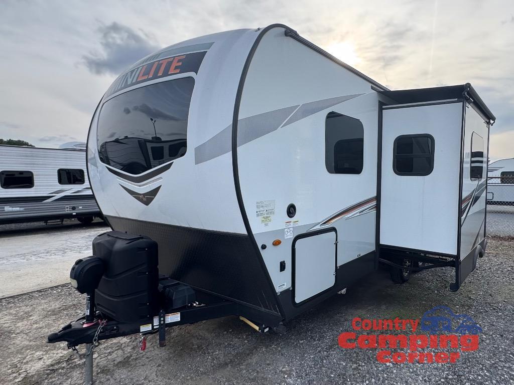 2022 Forest River Rv Rockwood Mini Lite 2205S RV