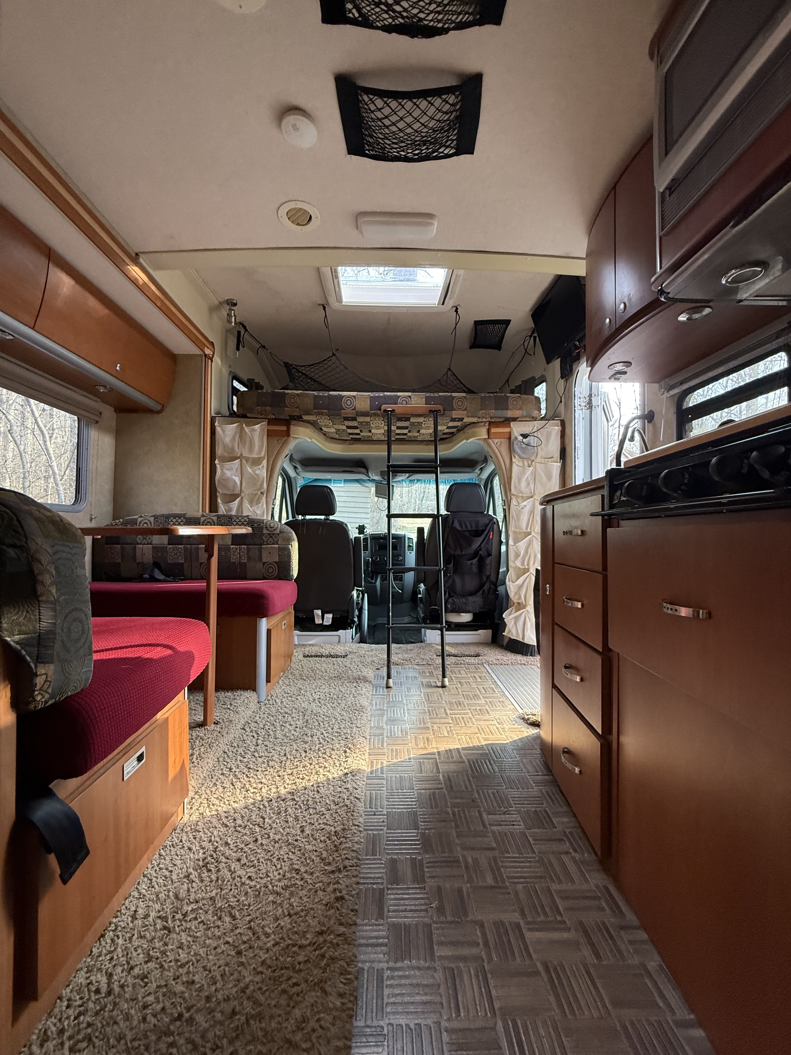2008 Winnebago ITASCA NAVION 24J in afton VA