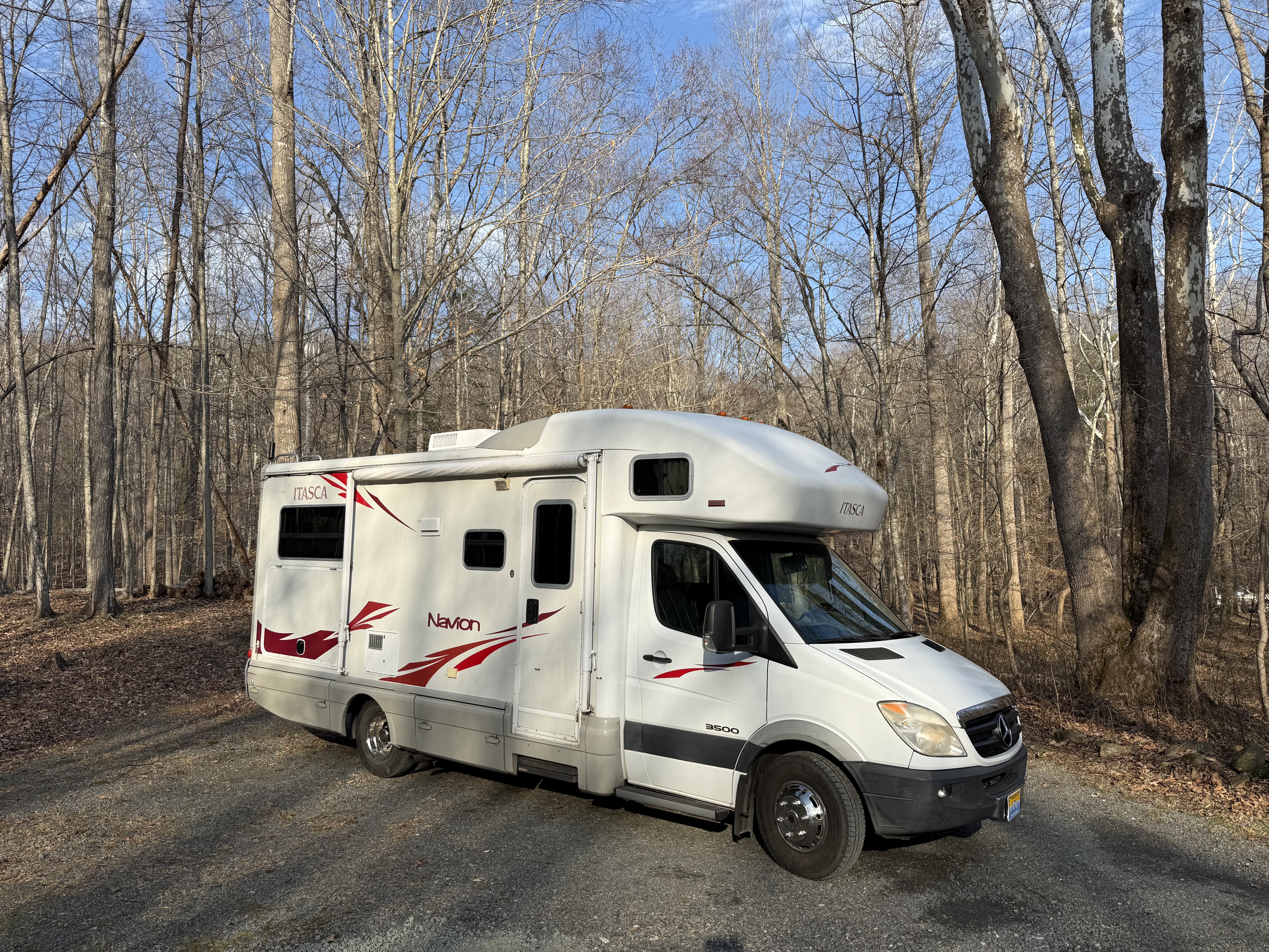 2008 Winnebago ITASCA NAVION 24J RV