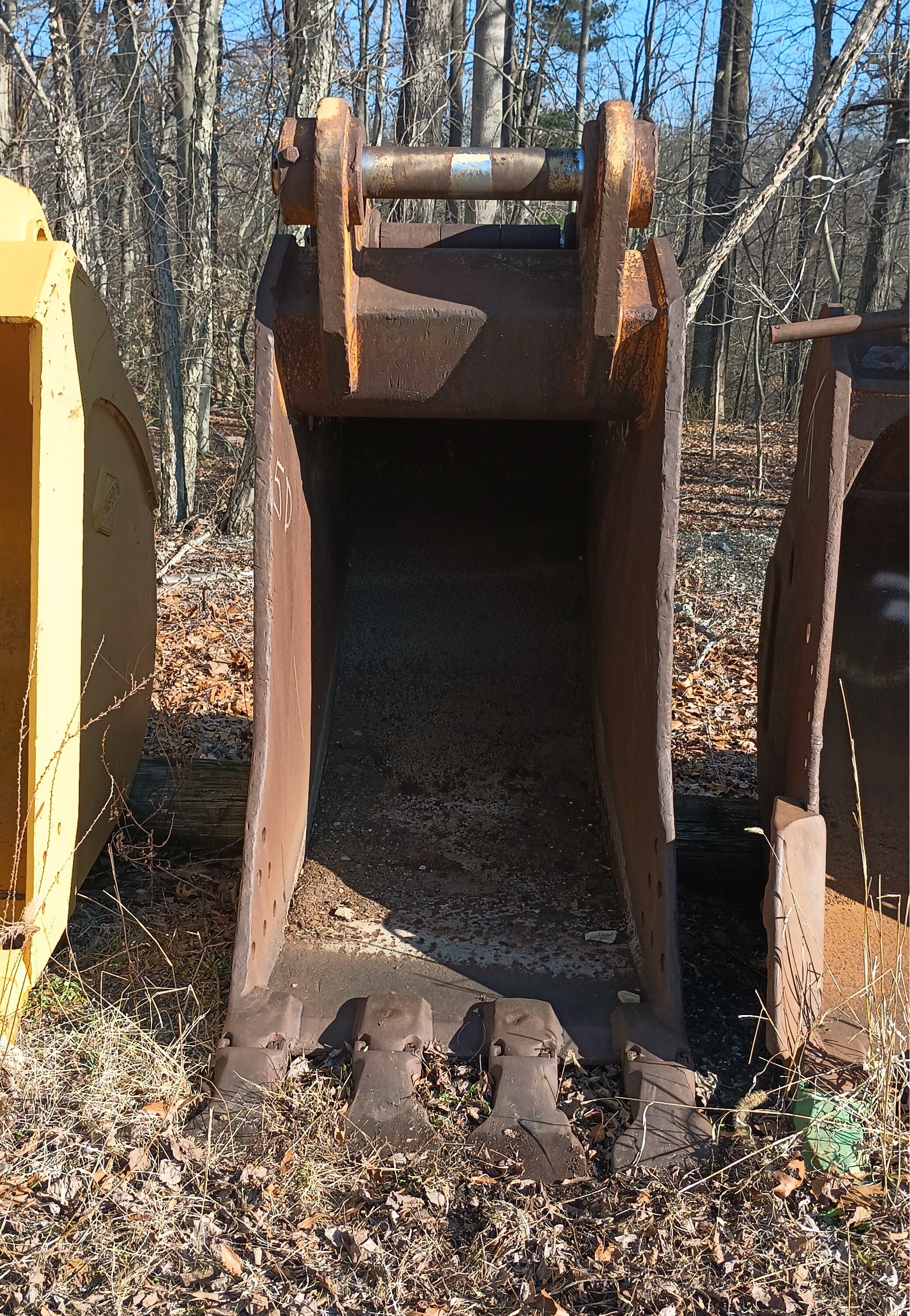 KOMATSU PC400 in Mount Holly, NJ