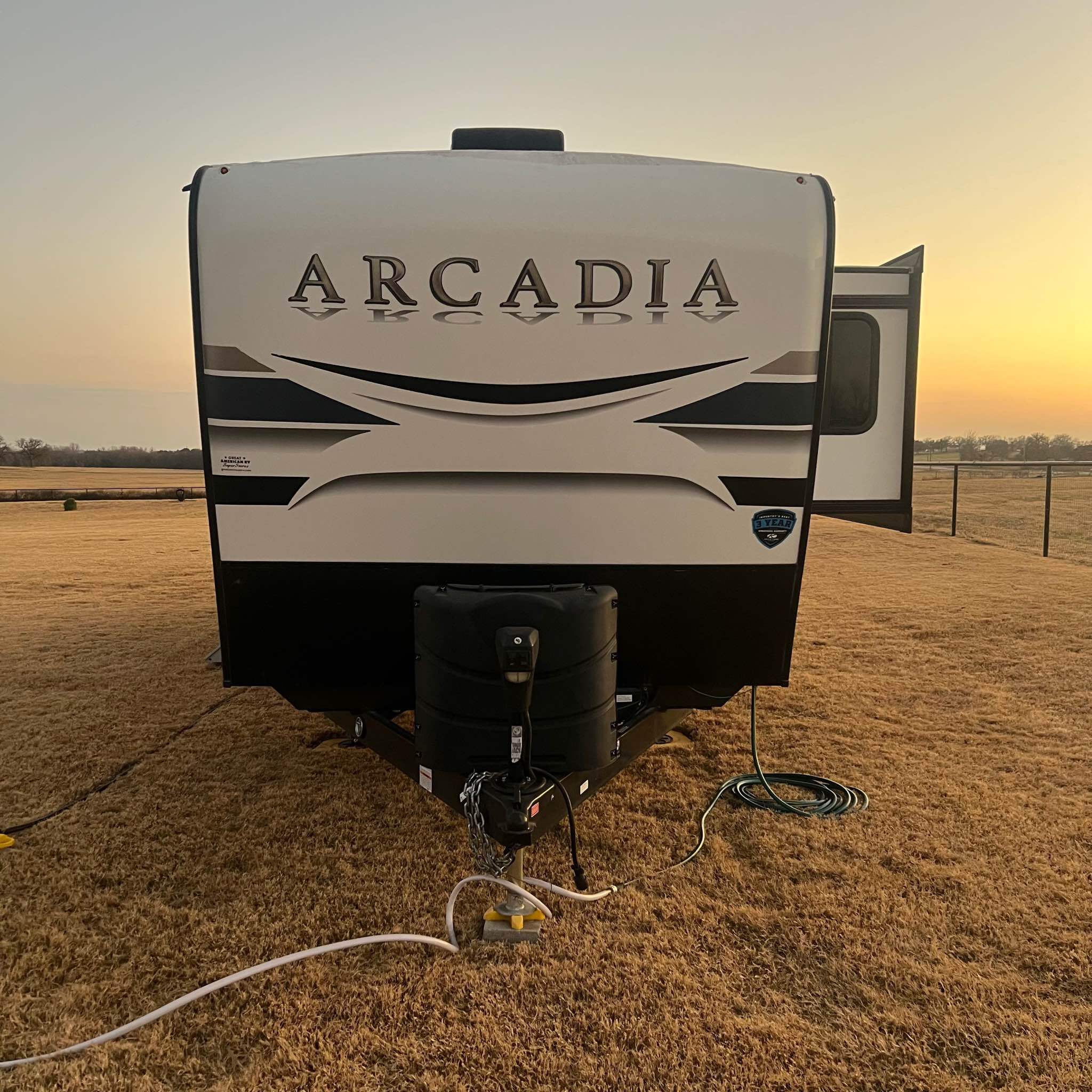 2022 Keystone ARCADIA 370RL RV
