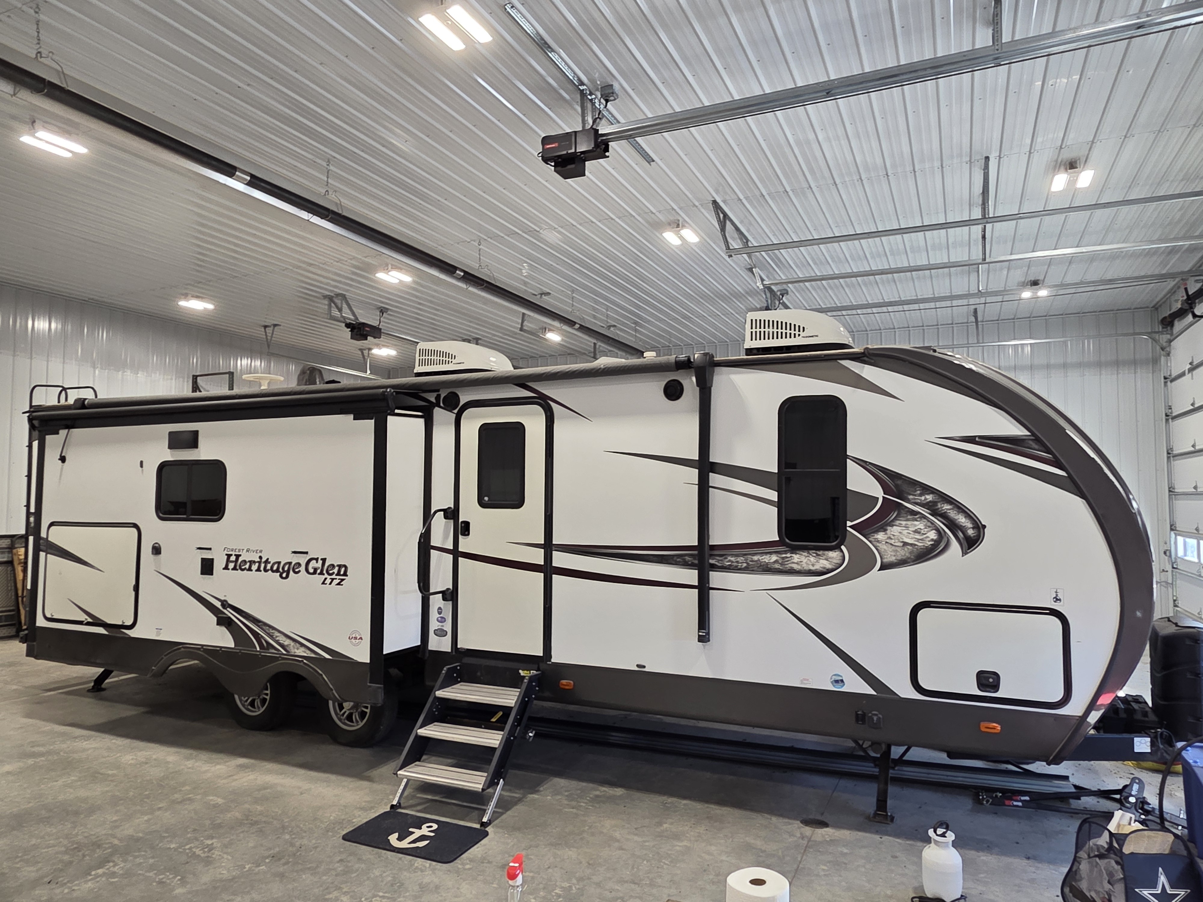 2018 Forest River WILDWOOD HERITAGE GLEN LITE 272RL in altona IL