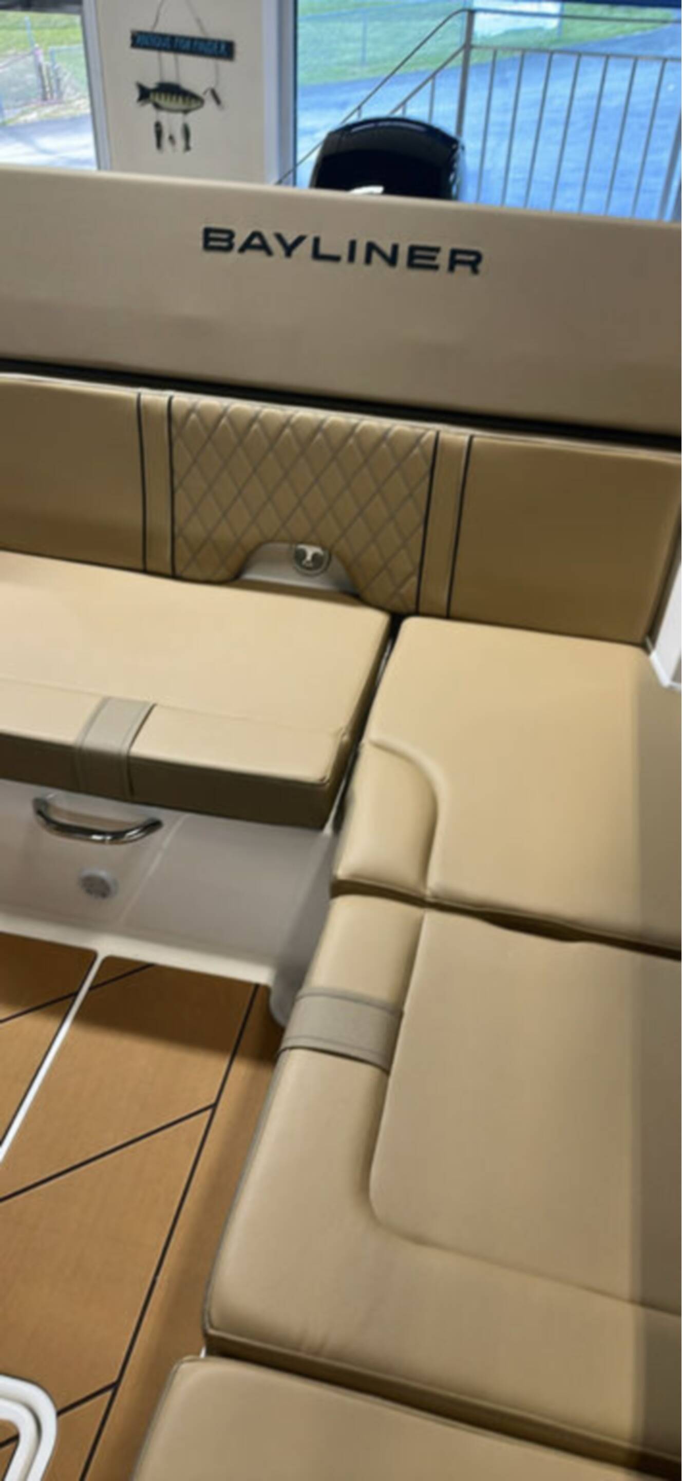 A photo of this 2025 Bayliner D20