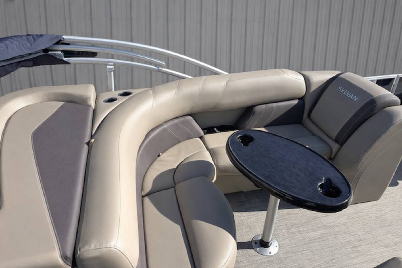 A photo of this 2025 Sylvan MIRAGE 8522 CRS DS