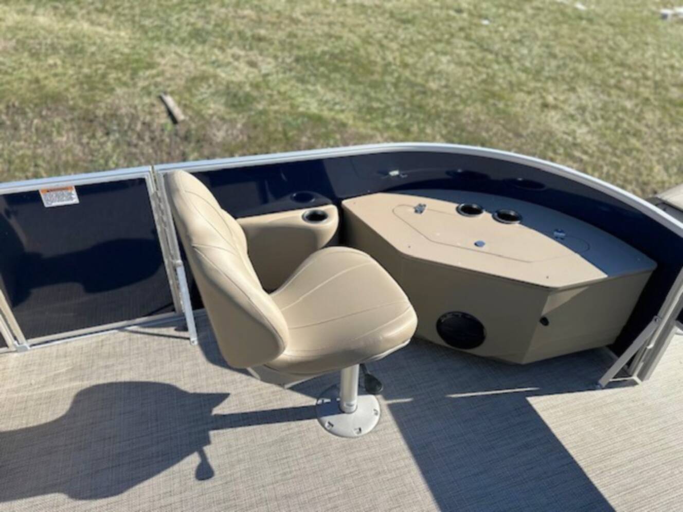 A photo of this 2025 Sylvan MIRAGE 8522 CRS DS
