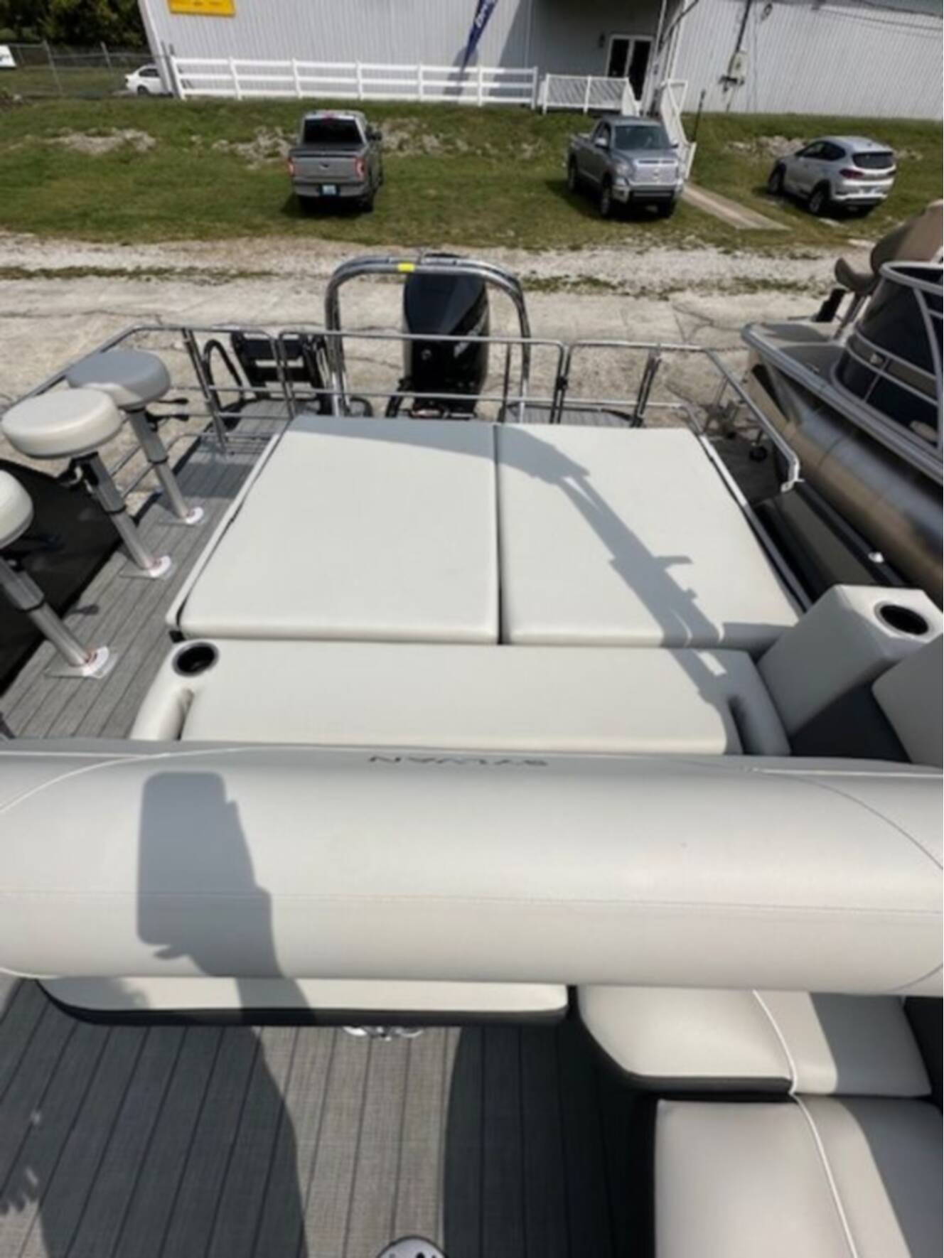 A photo of this 2025 Sylvan X3 DLZ Bar