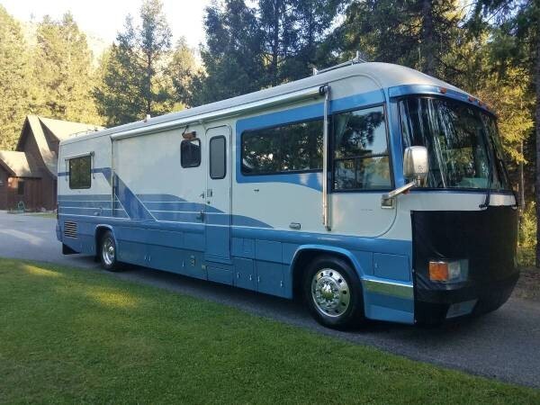 1993 Country Coach MAGNA 36 RV