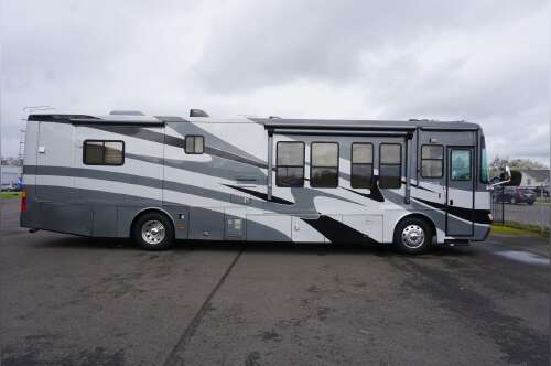2005 Safari GAZELLE 40' PAQ in junction city OR
