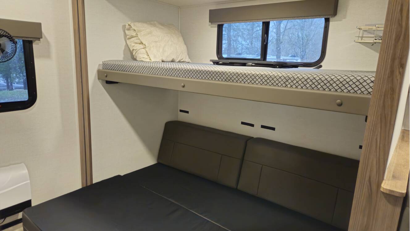 A photo of this 2024 Alliance Rv DELTA 321BH