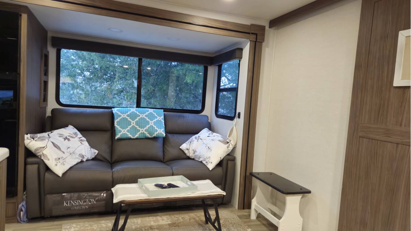 A photo of this 2024 Alliance Rv DELTA 321BH