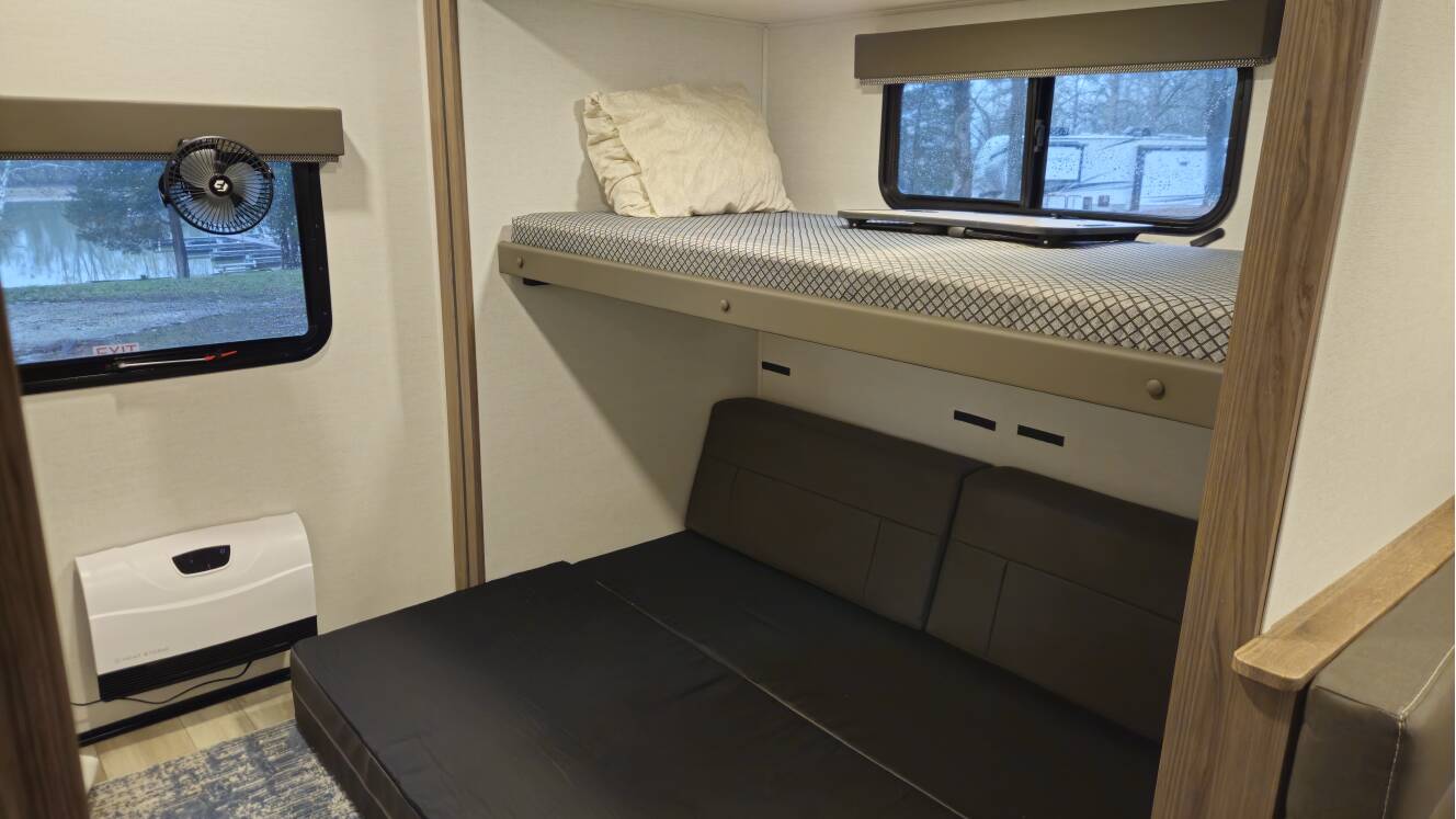 A photo of this 2024 Alliance Rv DELTA 321BH