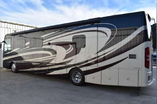 2016 Forest River BERKSHIRE 38B in spring TX