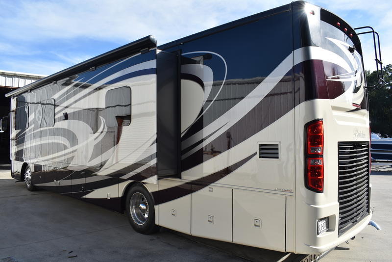 2016 Forest River BERKSHIRE 38B in spring TX