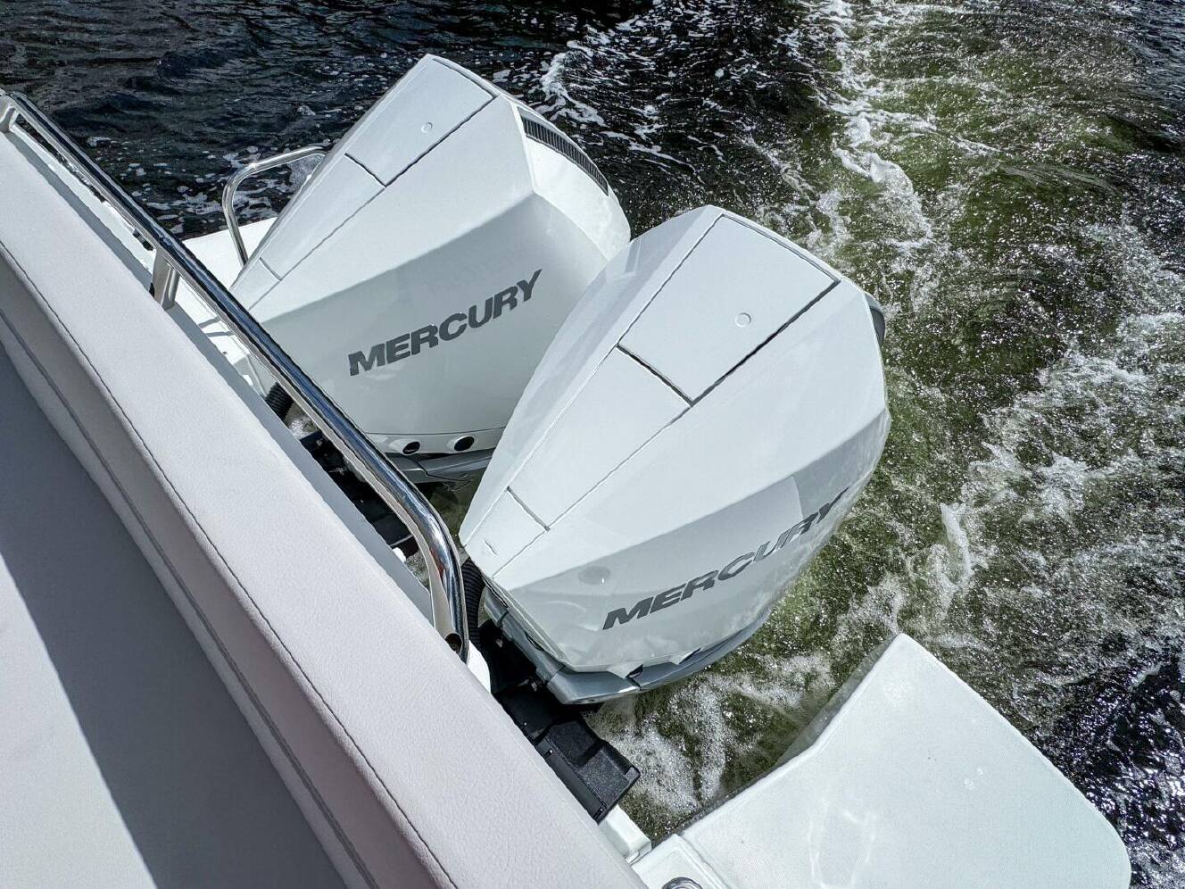 A photo of this 2026 Beneteau Antares 9