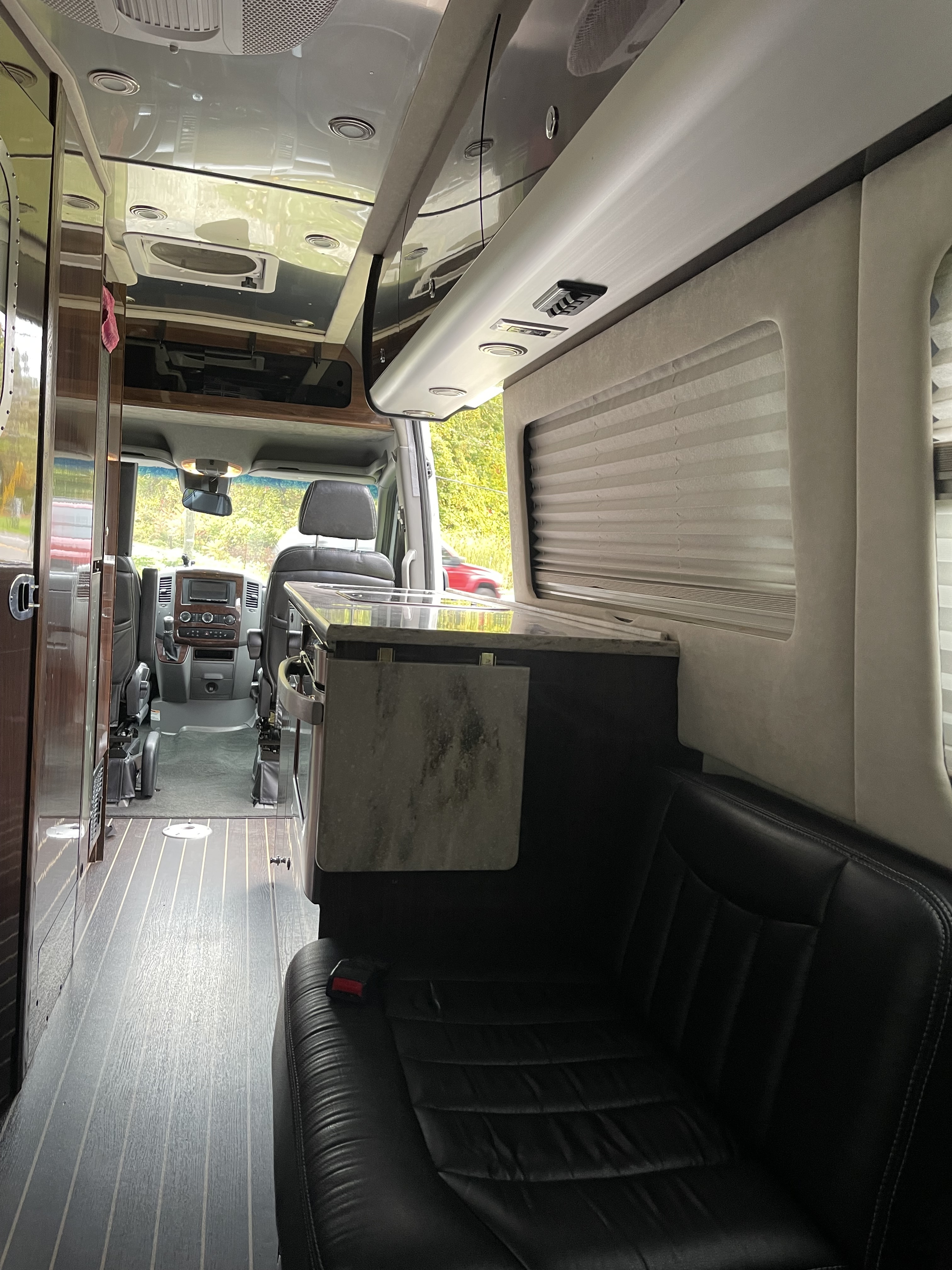2015 Airstream GRAND TOUR EXT in burtchville MI