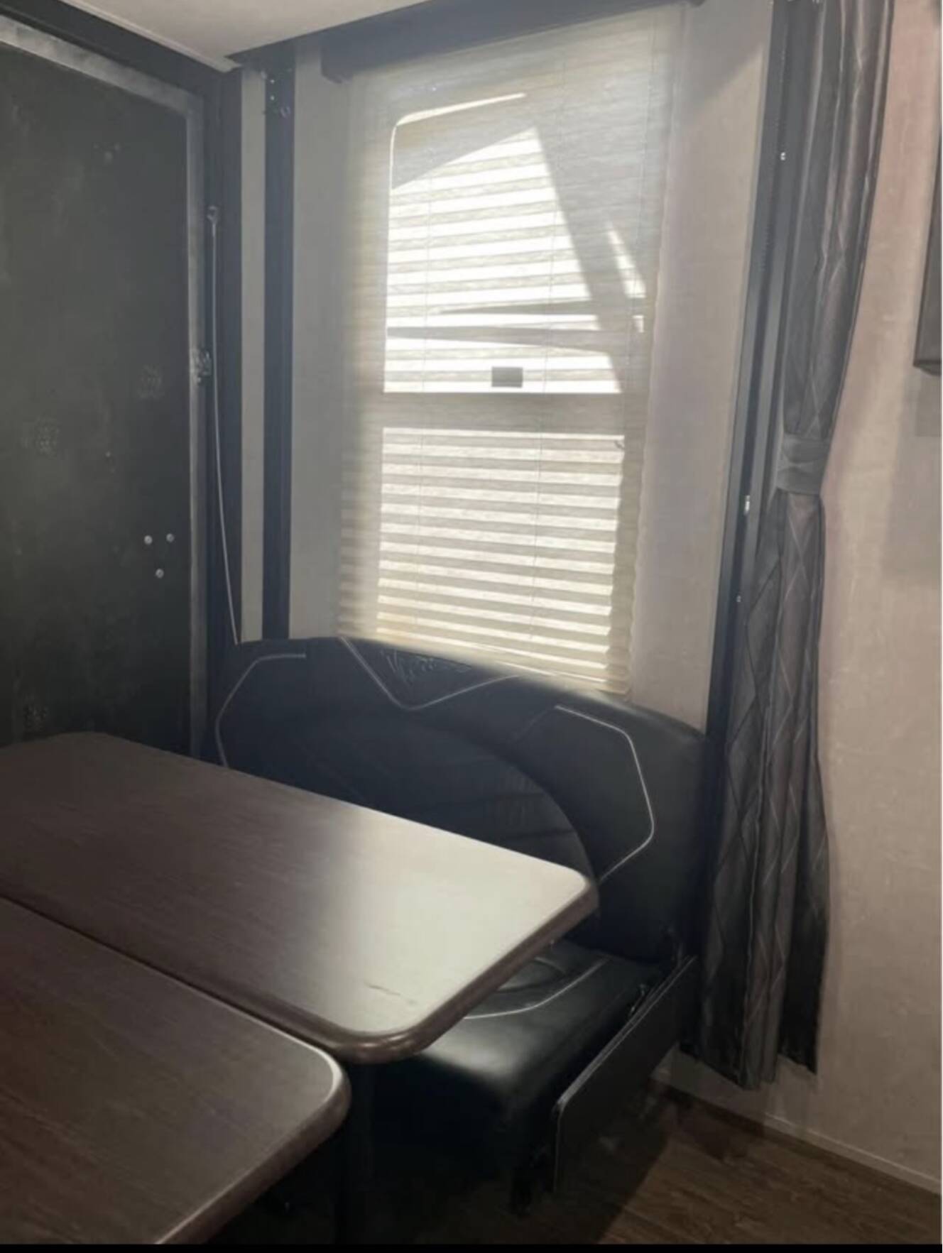 A photo of this 2020 Eclipse Recreational Vehicles ATTITUDE WIDE BODY 5TH WHEEL 3218 MM