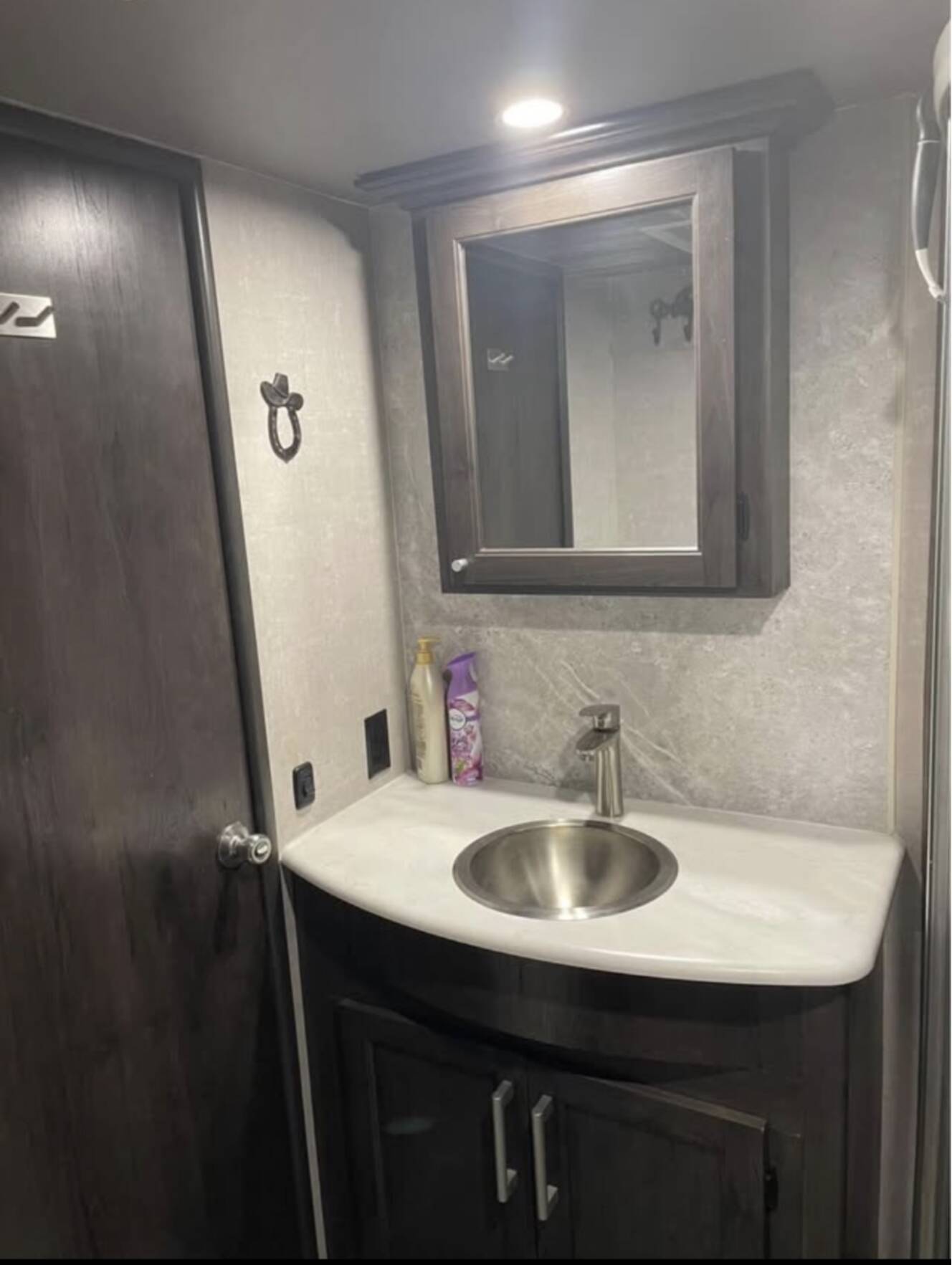 A photo of this 2020 Eclipse Recreational Vehicles ATTITUDE WIDE BODY 5TH WHEEL 3218 MM