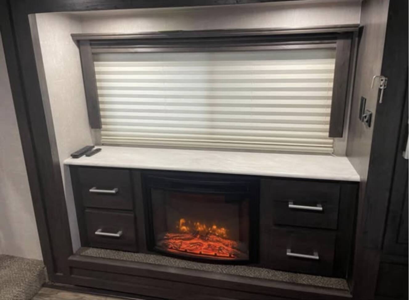 A photo of this 2020 Eclipse Recreational Vehicles ATTITUDE WIDE BODY 5TH WHEEL 3218 MM